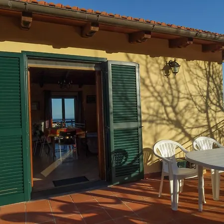 Appartamento Strada Casai 19 Riva Ligure